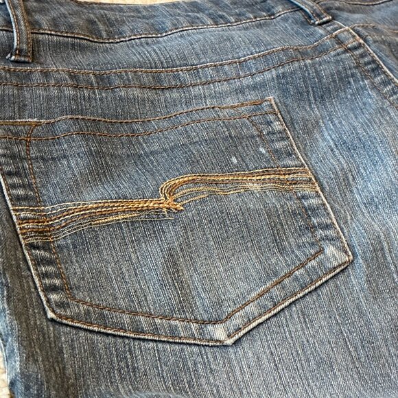 Faded Glory Capri Jeans Faded Cuffed Leg Bottoms - Picture 7 of 10